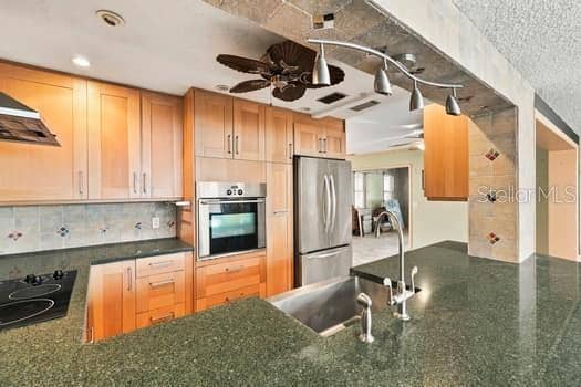 17 JEFF ROAD, Largo, FL 33774 17 JEFF ROAD, Largo, FL 33774