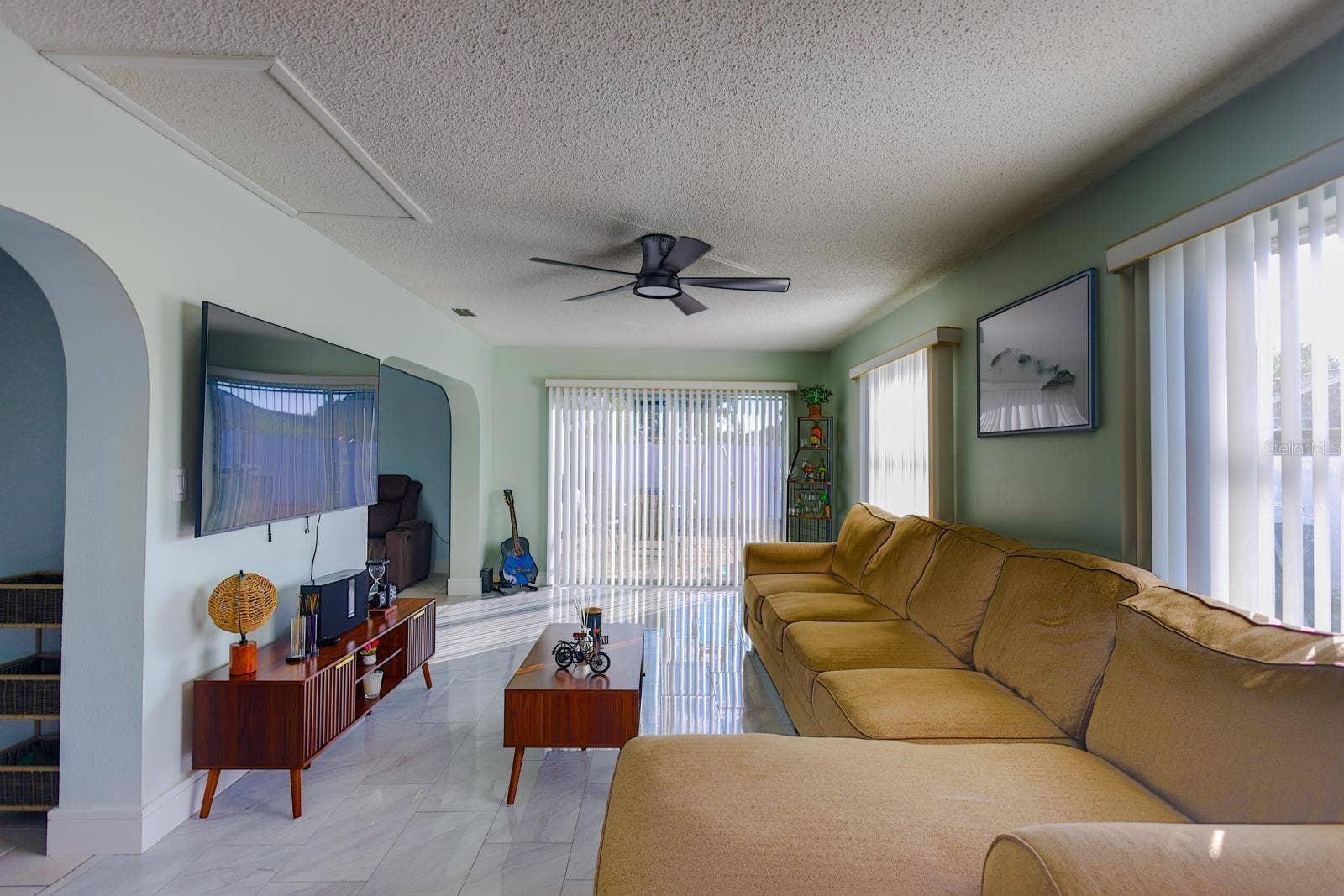 4004 HIGHLAND AVENUE W, Bradenton, FL 34205 4004 HIGHLAND AVENUE W, Bradenton, FL 34205