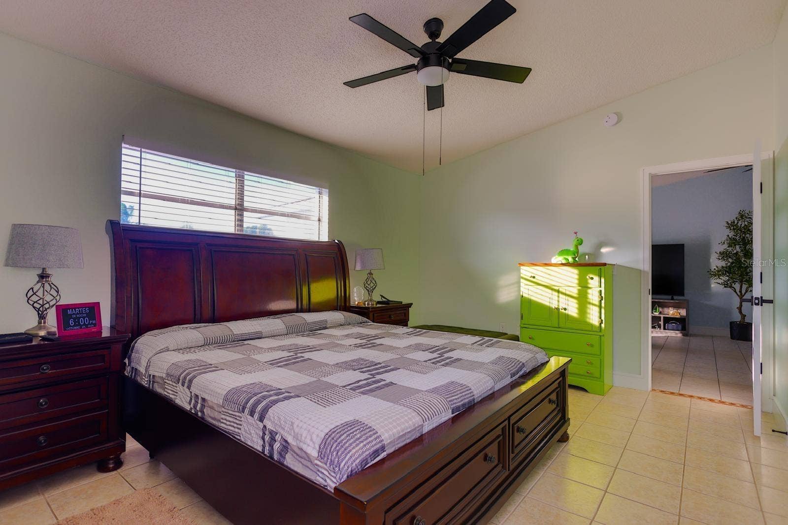 4004 HIGHLAND AVENUE W, Bradenton, FL 34205 4004 HIGHLAND AVENUE W, Bradenton, FL 34205