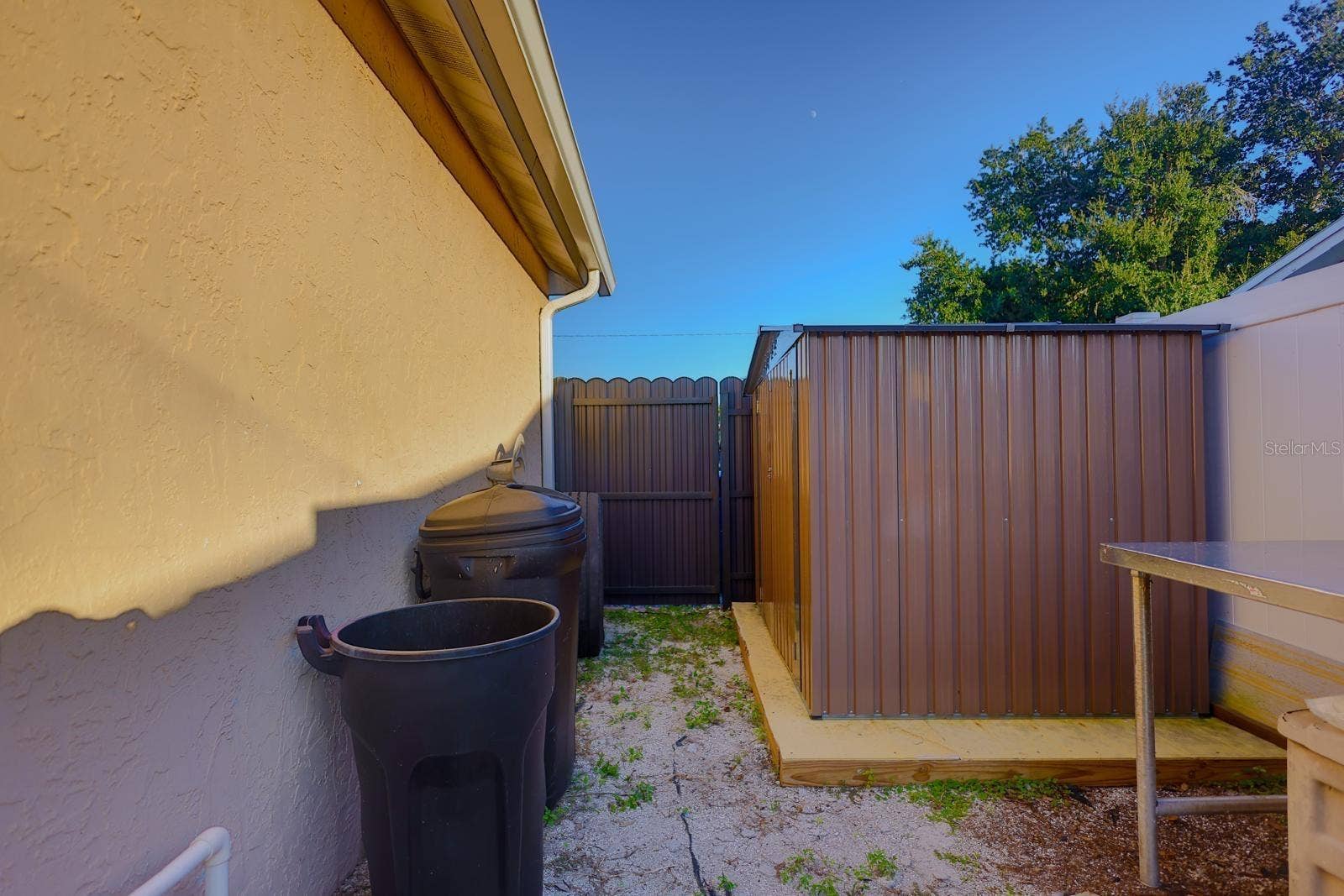 4004 HIGHLAND AVENUE W, Bradenton, FL 34205 4004 HIGHLAND AVENUE W, Bradenton, FL 34205