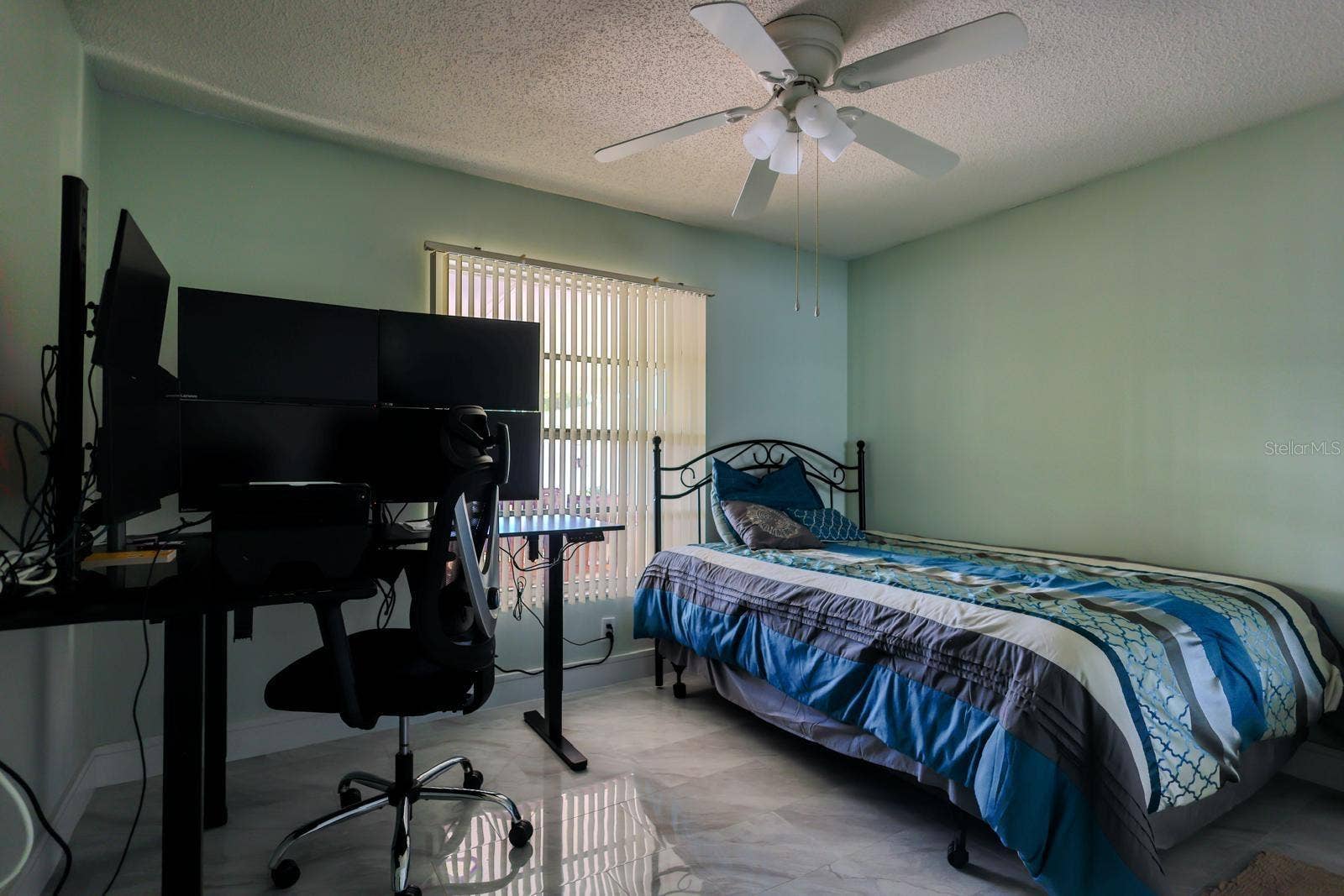 4004 HIGHLAND AVENUE W, Bradenton, FL 34205 4004 HIGHLAND AVENUE W, Bradenton, FL 34205