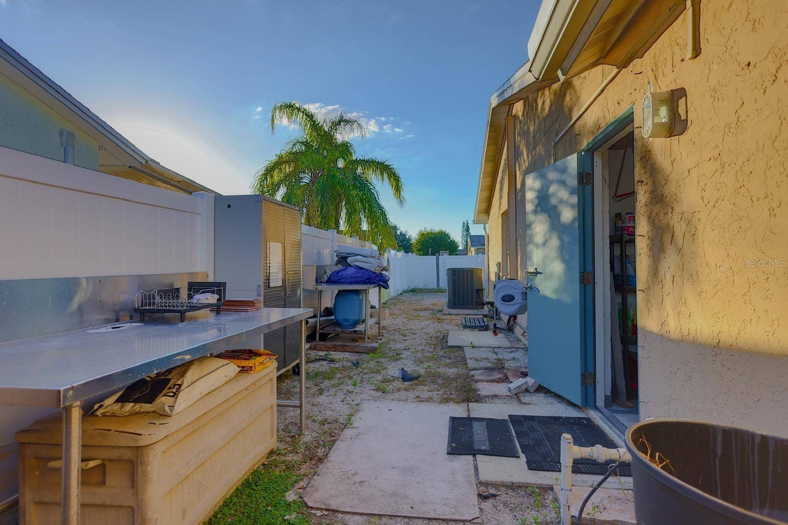 4004 HIGHLAND AVENUE W, Bradenton, FL 34205 4004 HIGHLAND AVENUE W, Bradenton, FL 34205