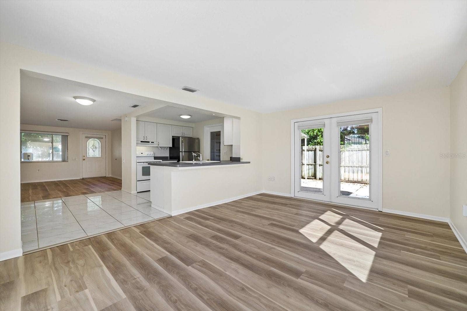 9371 110TH STREET, Seminole, FL 33772 9371 110TH STREET, Seminole, FL 33772