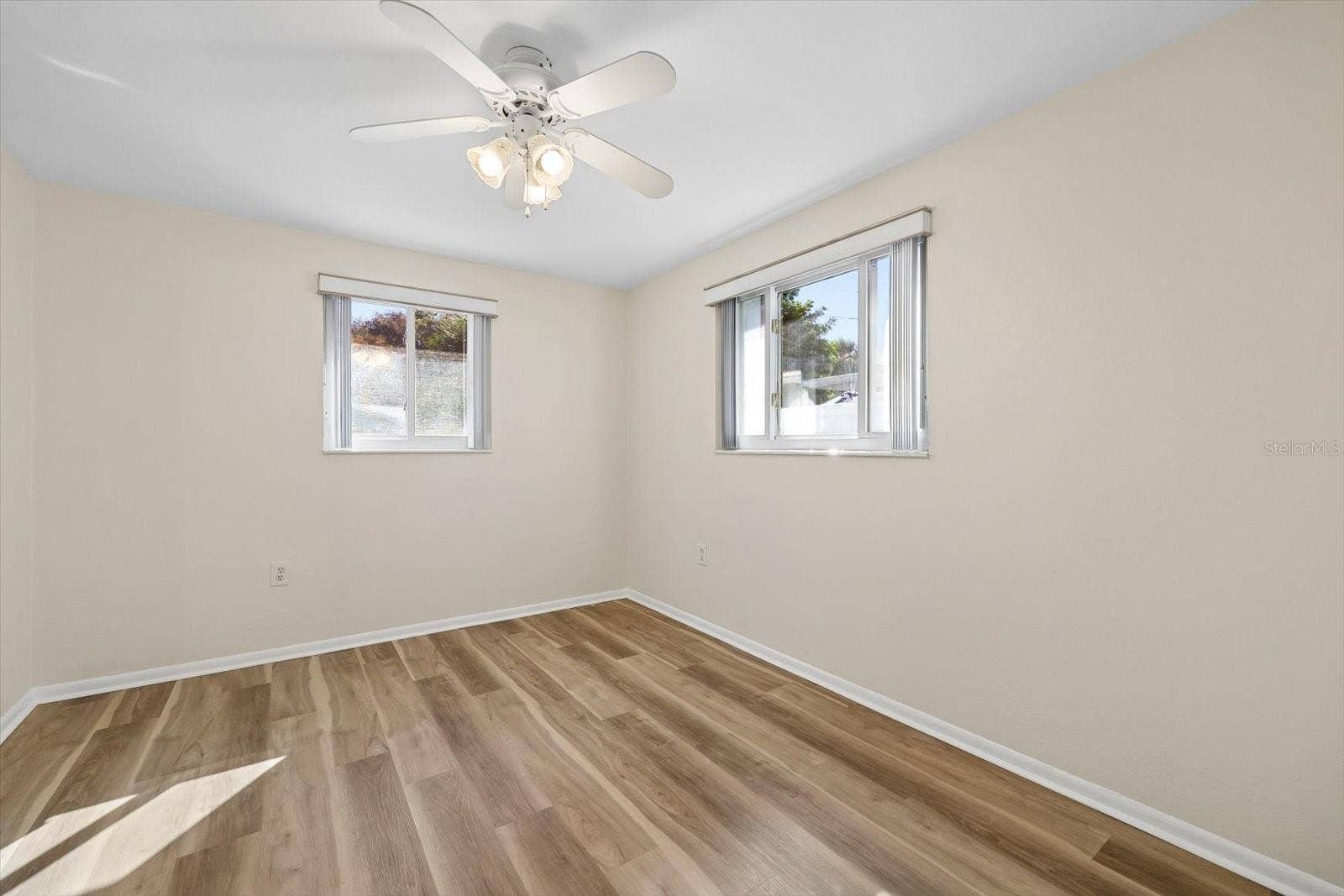9371 110TH STREET, Seminole, FL 33772 9371 110TH STREET, Seminole, FL 33772