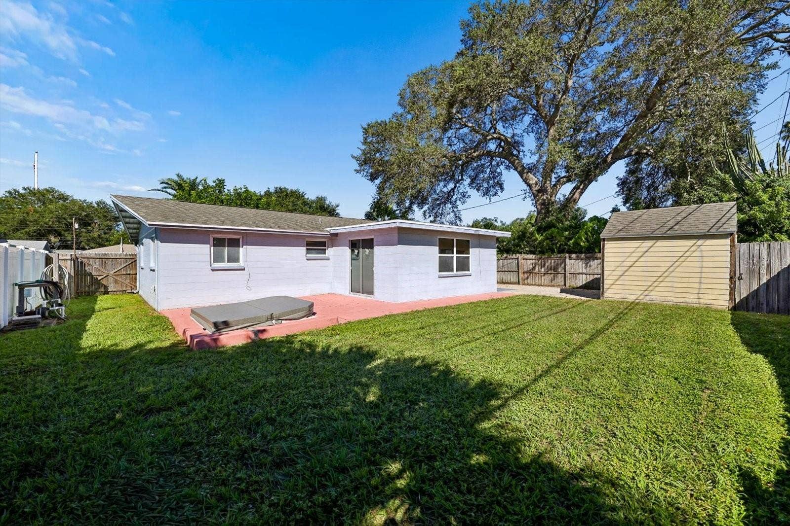 9371 110TH STREET, Seminole, FL 33772 9371 110TH STREET, Seminole, FL 33772