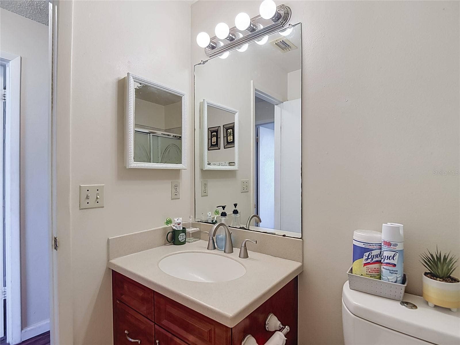 620 STILLVIEW CIRCLE, Brandon, FL 33510 620 STILLVIEW CIRCLE, Brandon, FL 33510