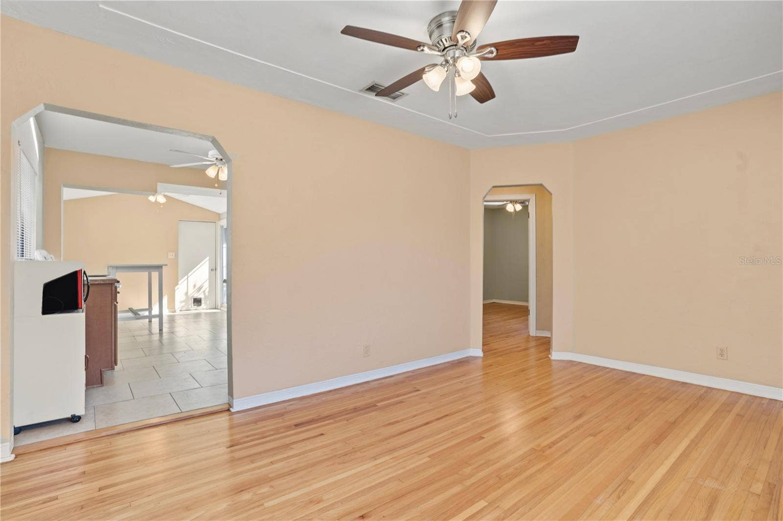 6459 3RD AVENUE S, St Petersburg, FL 33707 6459 3RD AVENUE S, St Petersburg, FL 33707