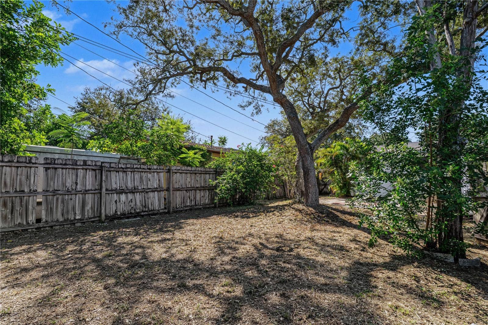 6459 3RD AVENUE S, St Petersburg, FL 33707 6459 3RD AVENUE S, St Petersburg, FL 33707