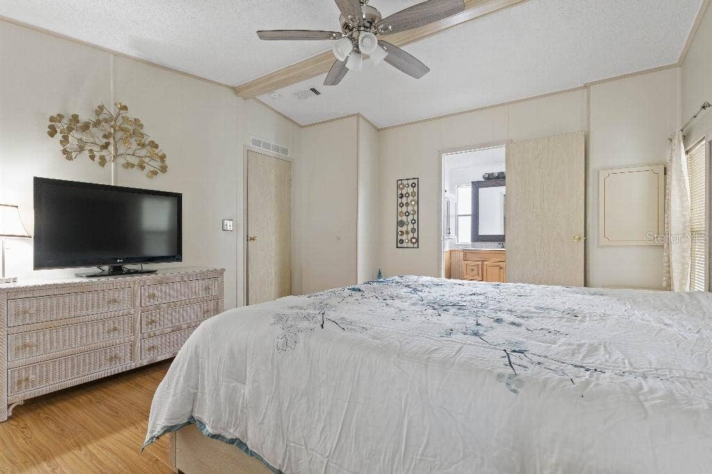 4901 4TH C STREET E, Bradenton, FL 34203 4901 4TH C STREET E, Bradenton, FL 34203
