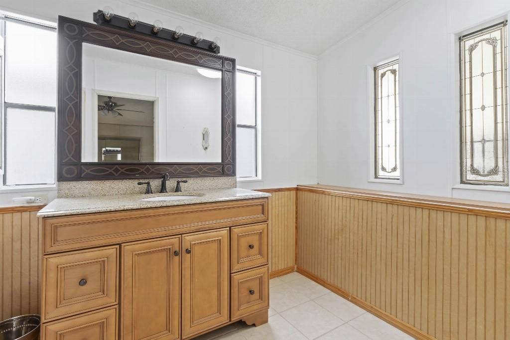 4901 4TH C STREET E, Bradenton, FL 34203 4901 4TH C STREET E, Bradenton, FL 34203