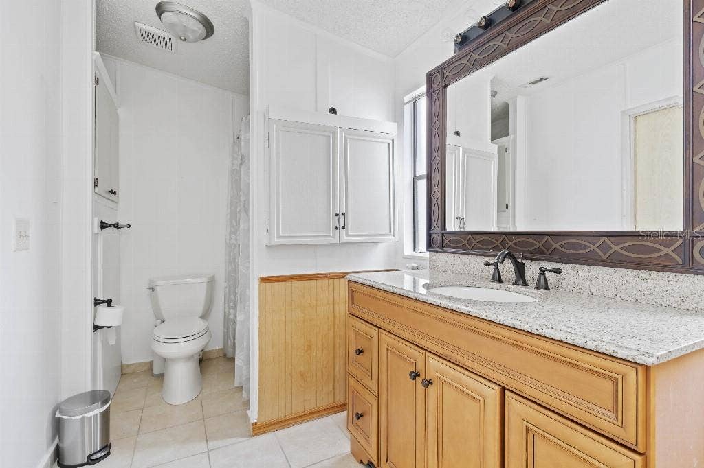4901 4TH C STREET E, Bradenton, FL 34203 4901 4TH C STREET E, Bradenton, FL 34203
