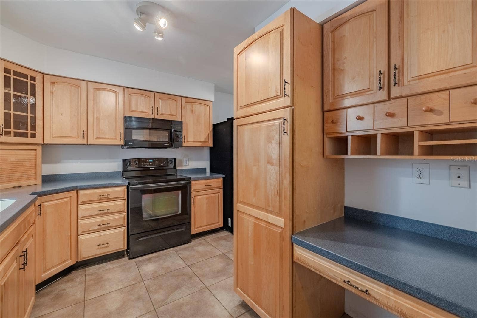 3302 KING RICHARD, Seffner, FL 33584 3302 KING RICHARD, Seffner, FL 33584