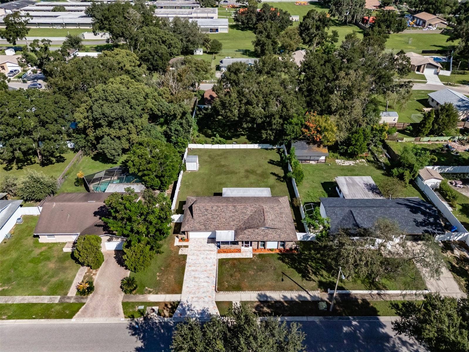 3302 KING RICHARD, Seffner, FL 33584 3302 KING RICHARD, Seffner, FL 33584