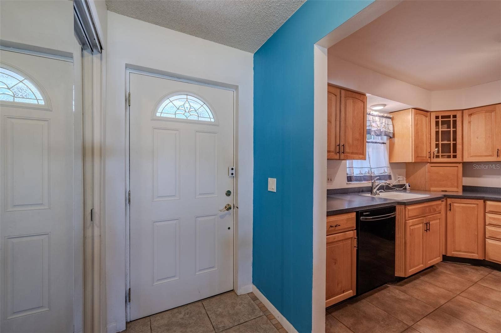 3302 KING RICHARD, Seffner, FL 33584 3302 KING RICHARD, Seffner, FL 33584