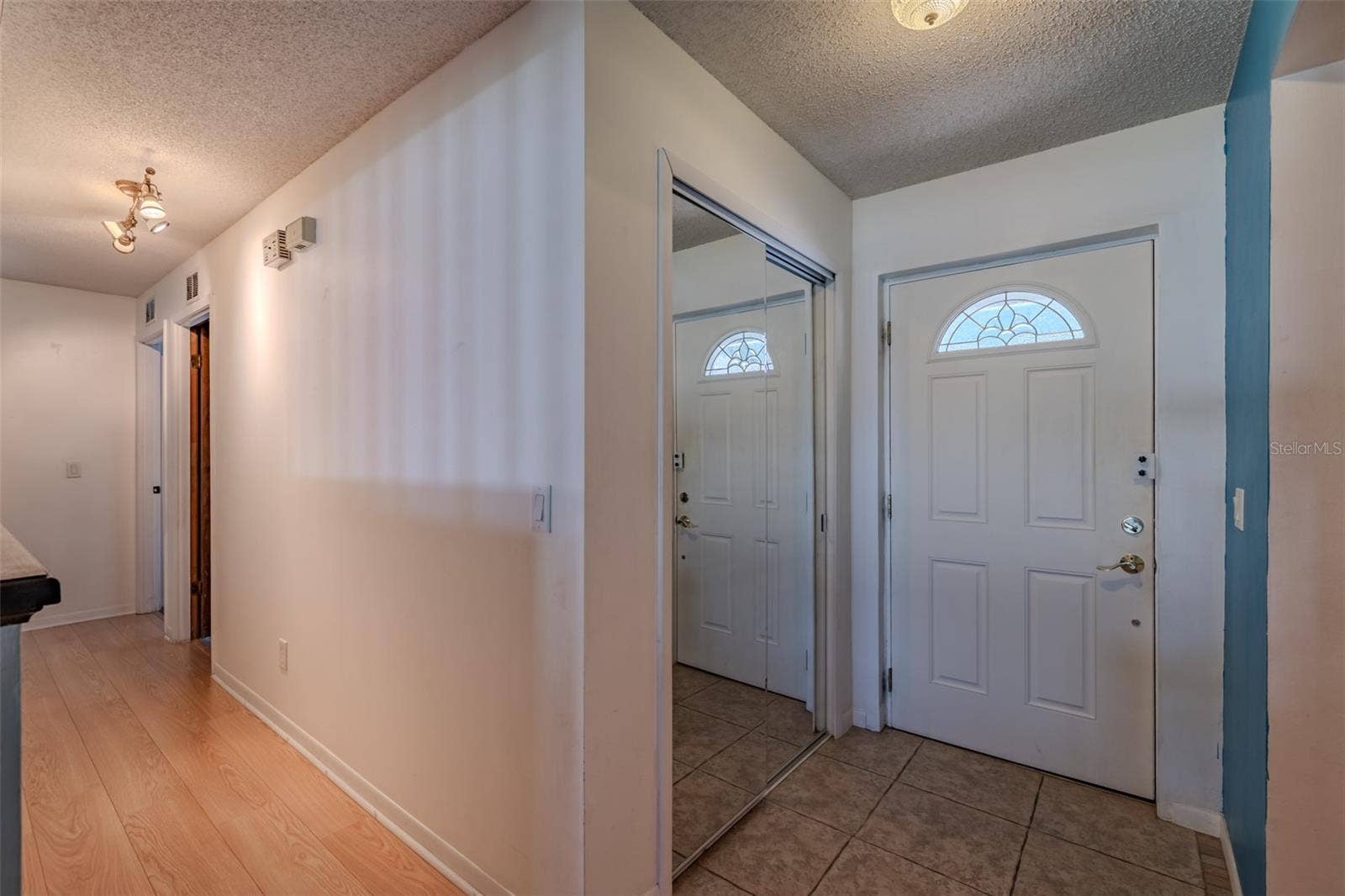 3302 KING RICHARD, Seffner, FL 33584 3302 KING RICHARD, Seffner, FL 33584