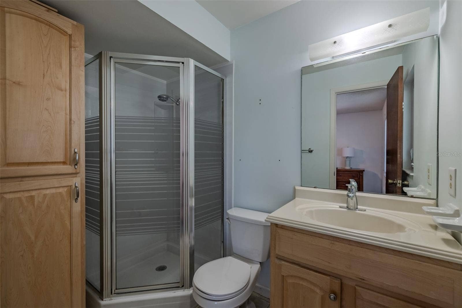 3302 KING RICHARD, Seffner, FL 33584 3302 KING RICHARD, Seffner, FL 33584