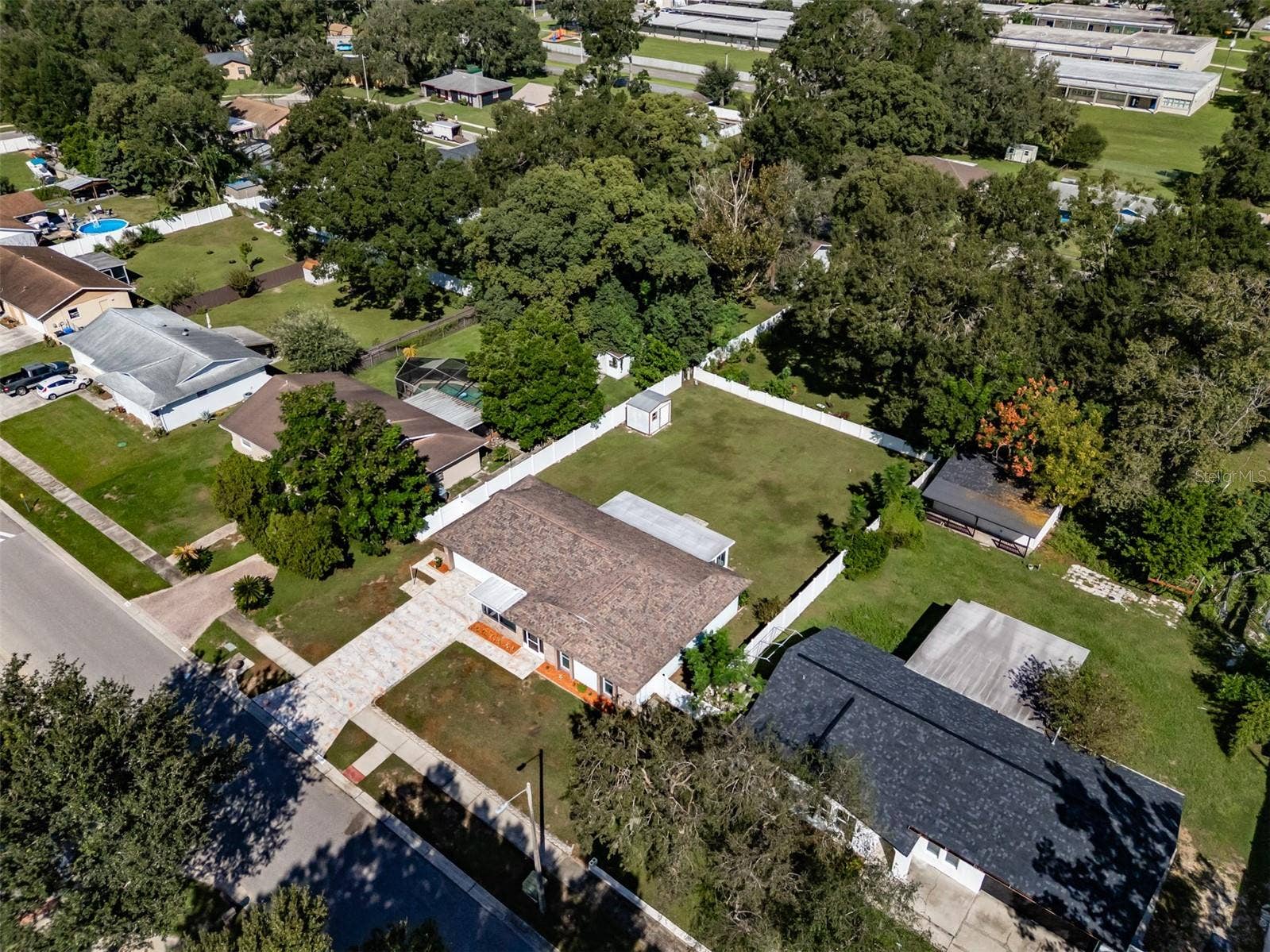 3302 KING RICHARD, Seffner, FL 33584 3302 KING RICHARD, Seffner, FL 33584