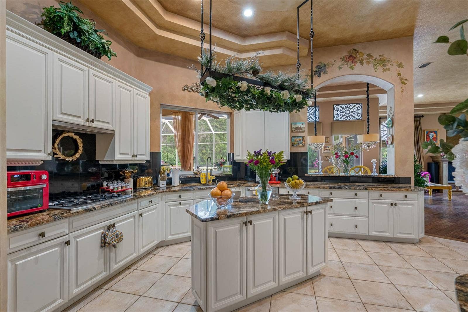 531 ISLEWORTH CLOSE, Tarpon Springs, FL 34688