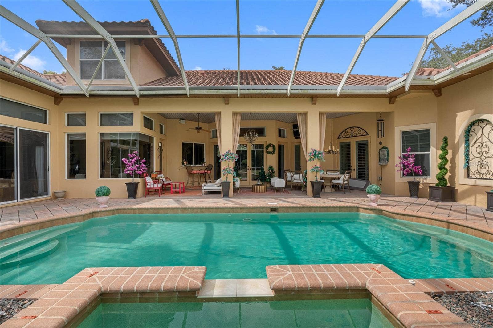 531 ISLEWORTH CLOSE, Tarpon Springs, FL 34688