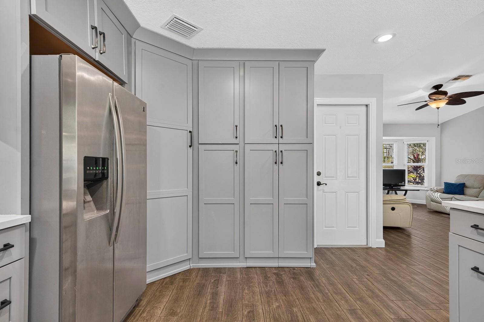 120 ORANGE AVENUE N, St Petersburg, FL 33710