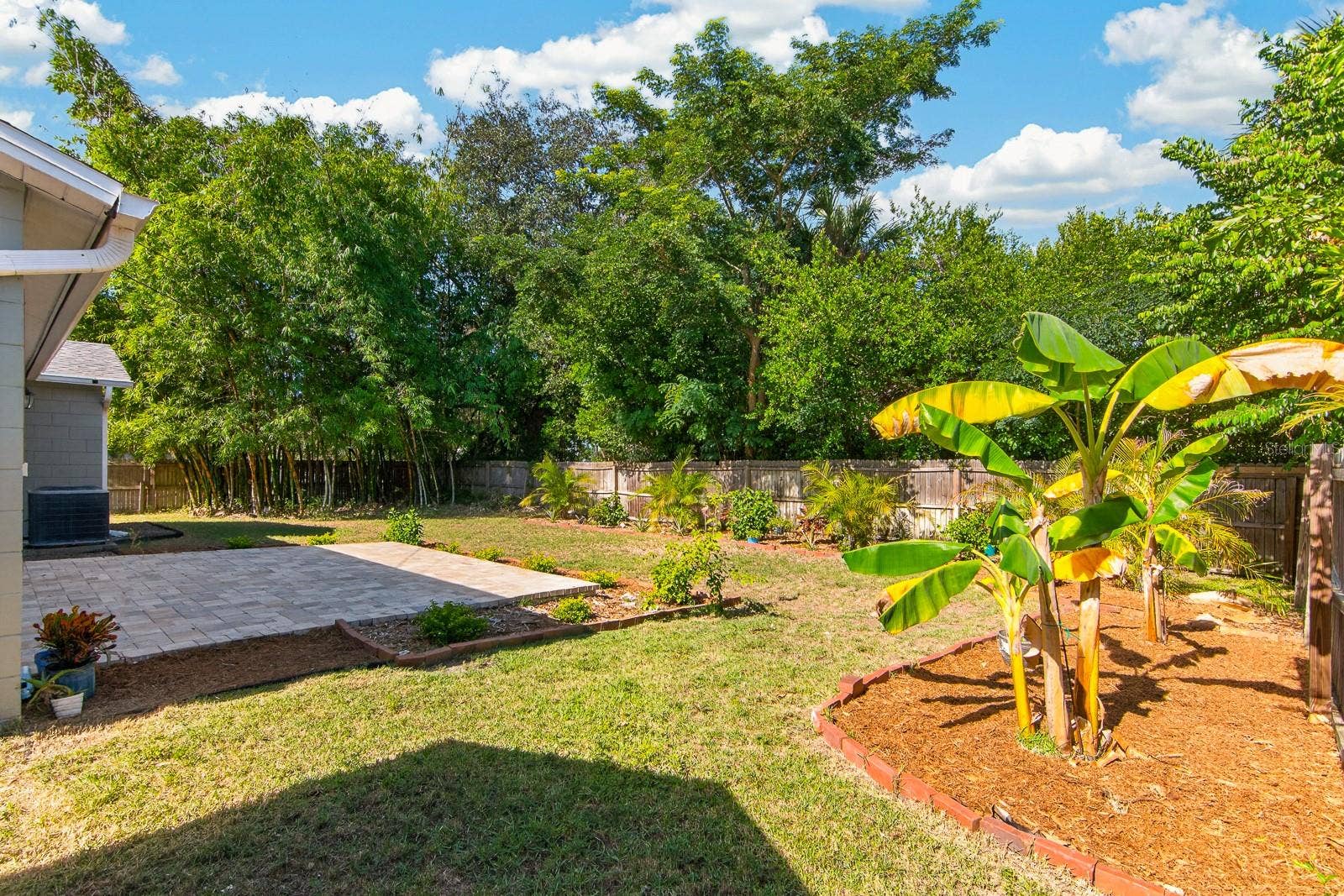 120 ORANGE AVENUE N, St Petersburg, FL 33710