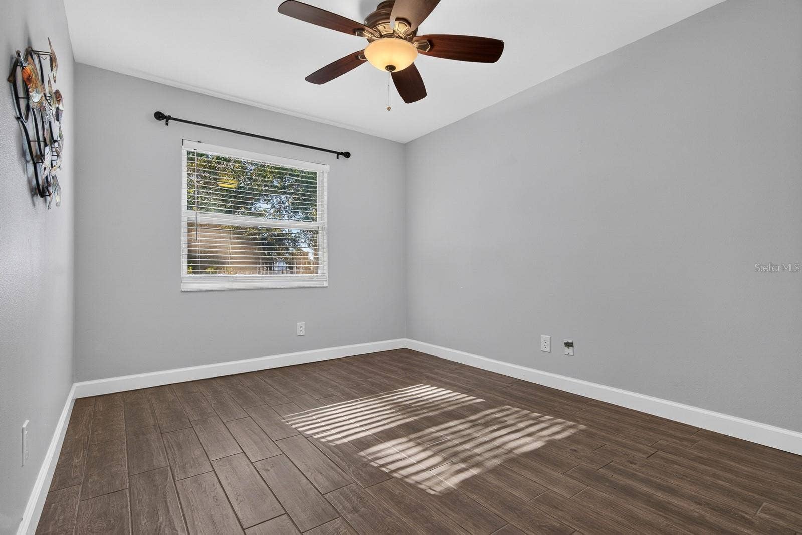 120 ORANGE AVENUE N, St Petersburg, FL 33710
