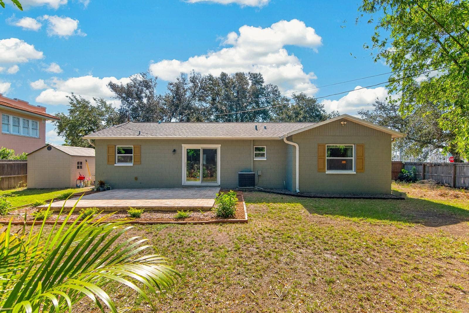 120 ORANGE AVENUE N, St Petersburg, FL 33710