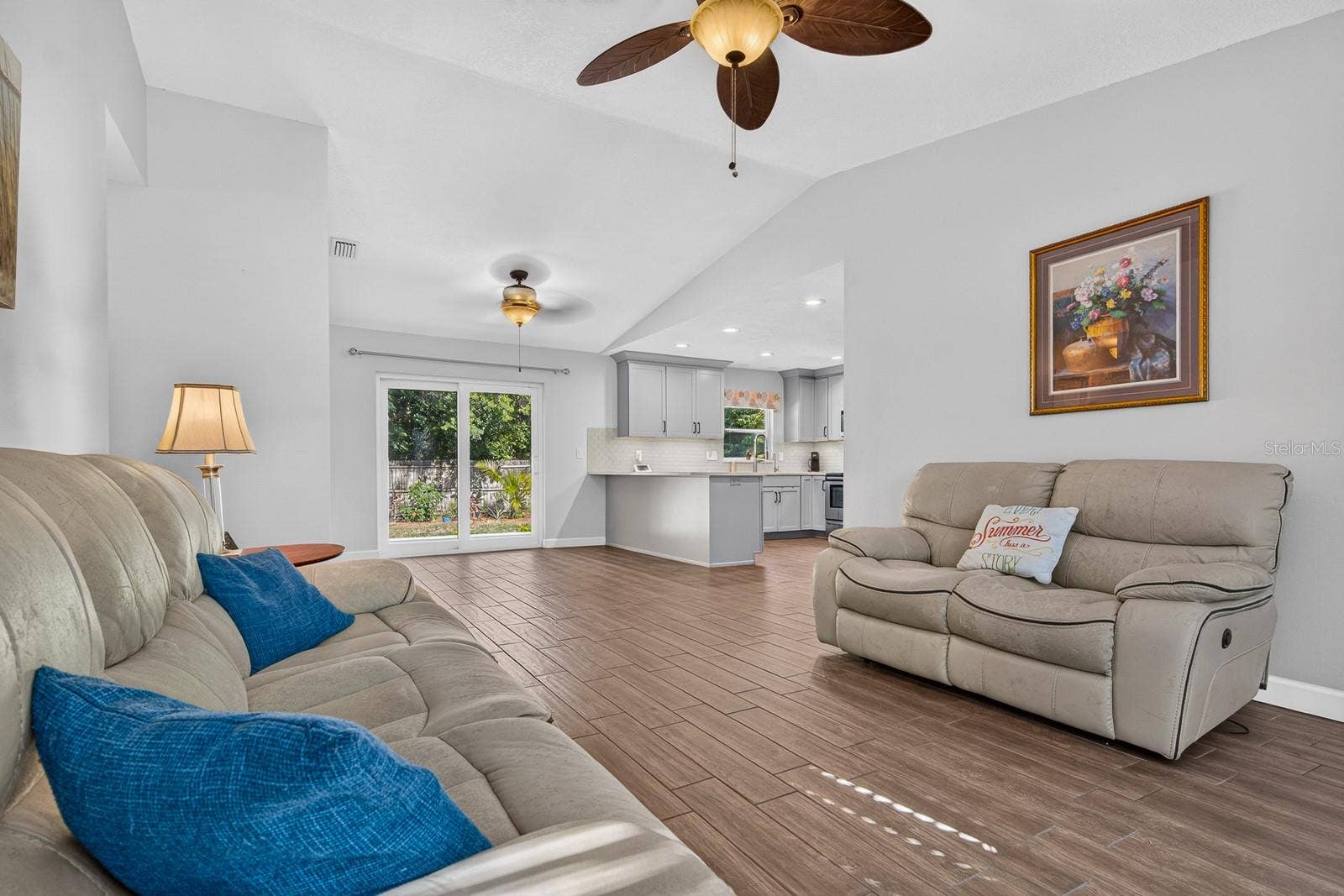 120 ORANGE AVENUE N, St Petersburg, FL 33710