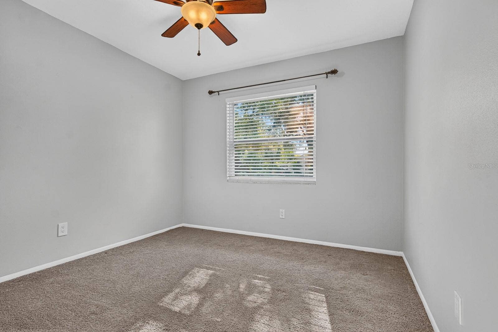 120 ORANGE AVENUE N, St Petersburg, FL 33710