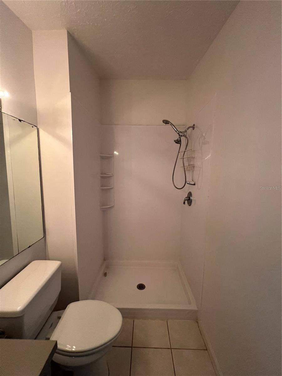 Primary shower