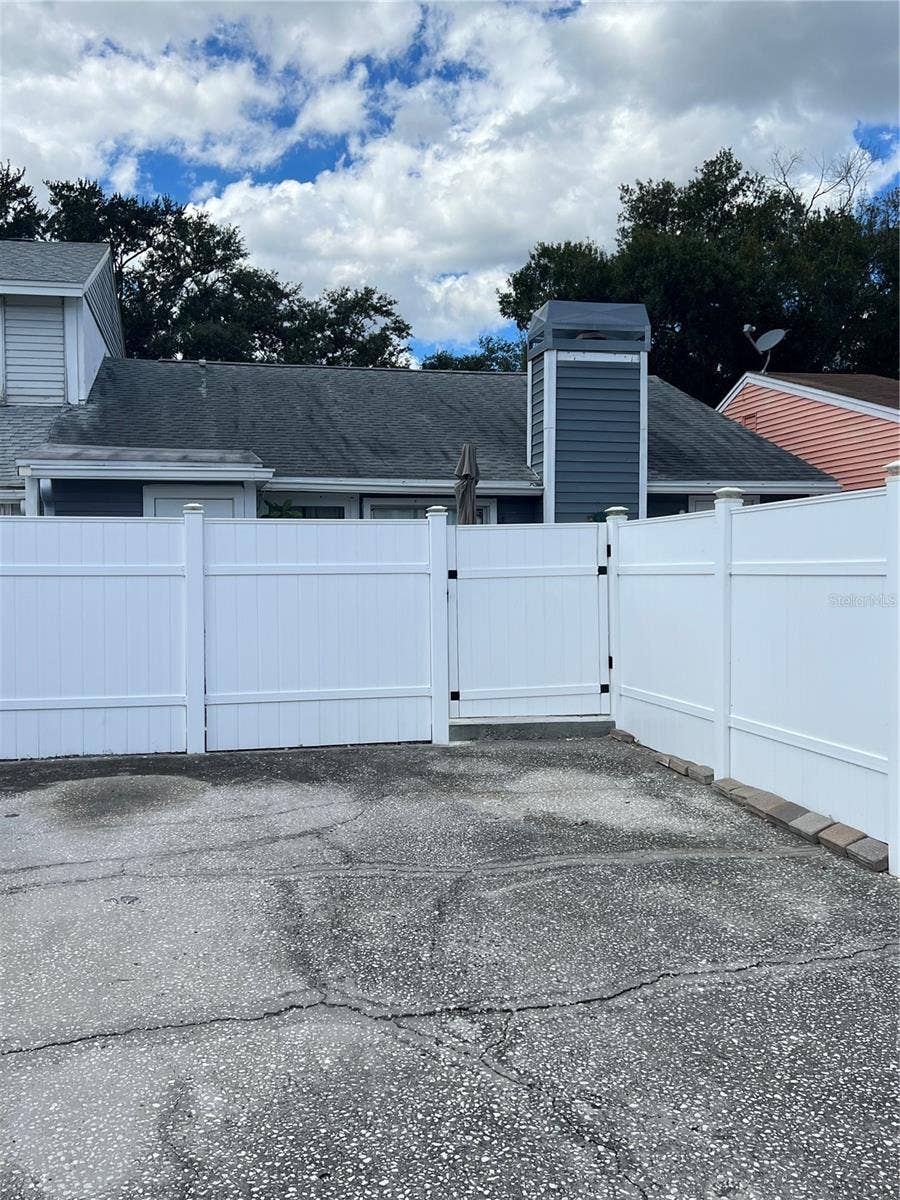 2 car parking area in back