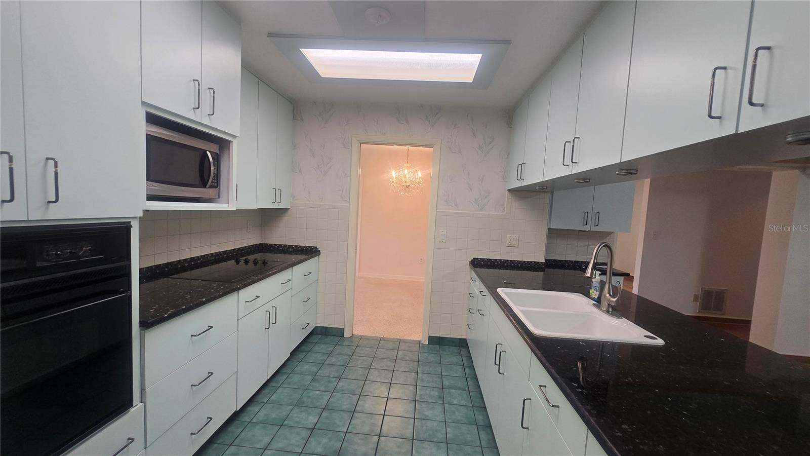 10386 112TH WAY N, Seminole, FL 33778 10386 112TH WAY N, Seminole, FL 33778