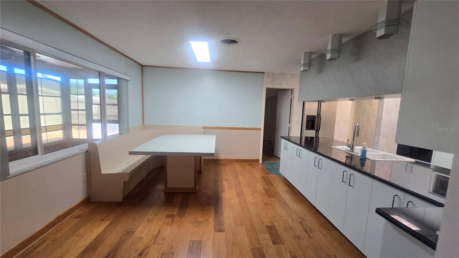 10386 112TH WAY N, Seminole, FL 33778 10386 112TH WAY N, Seminole, FL 33778