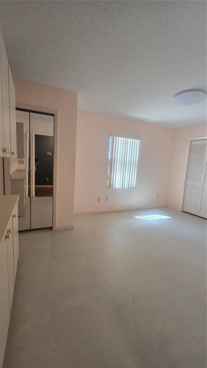 10386 112TH WAY N, Seminole, FL 33778 10386 112TH WAY N, Seminole, FL 33778
