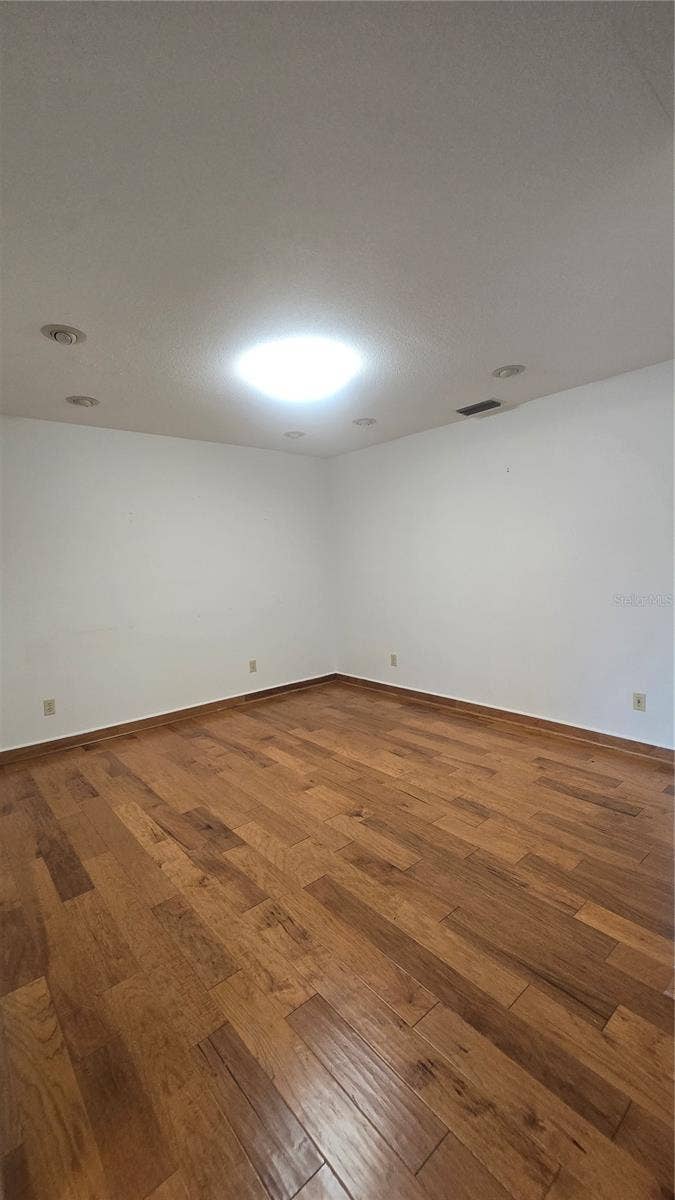 10386 112TH WAY N, Seminole, FL 33778 10386 112TH WAY N, Seminole, FL 33778