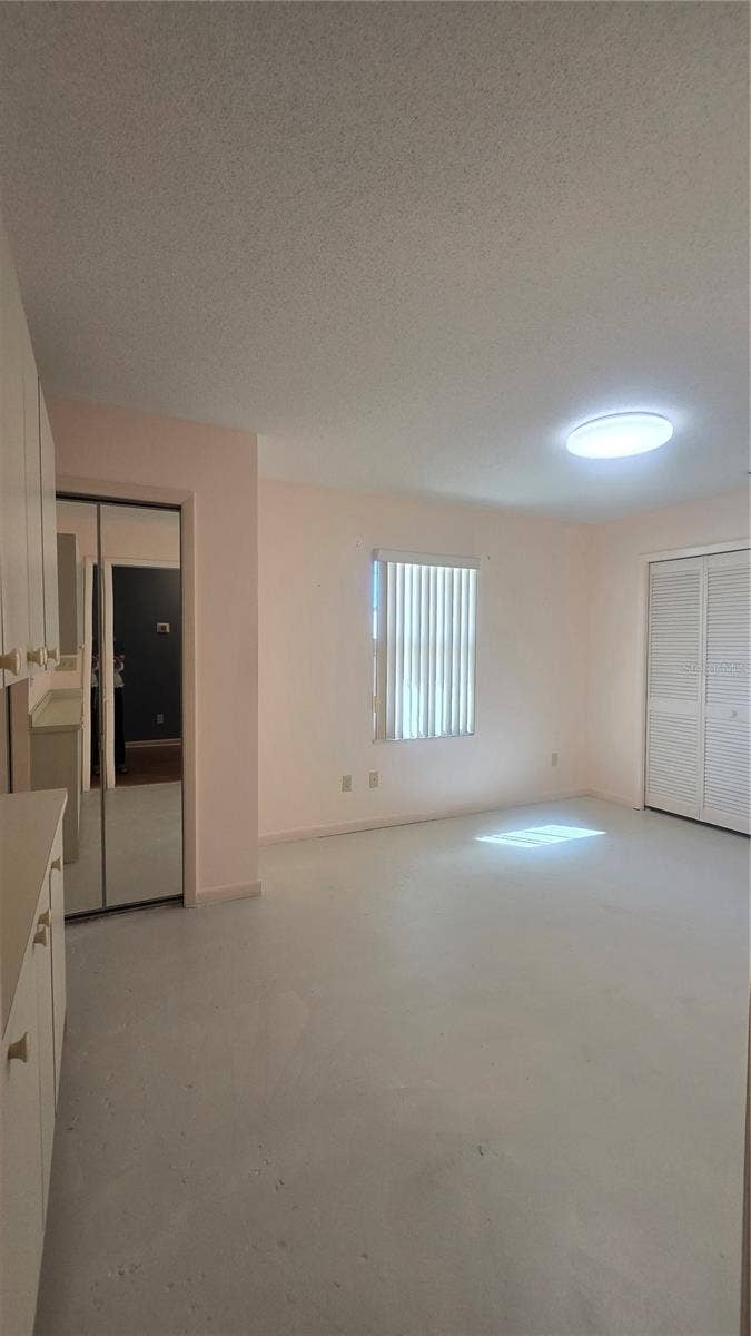 10386 112TH WAY N, Seminole, FL 33778 10386 112TH WAY N, Seminole, FL 33778