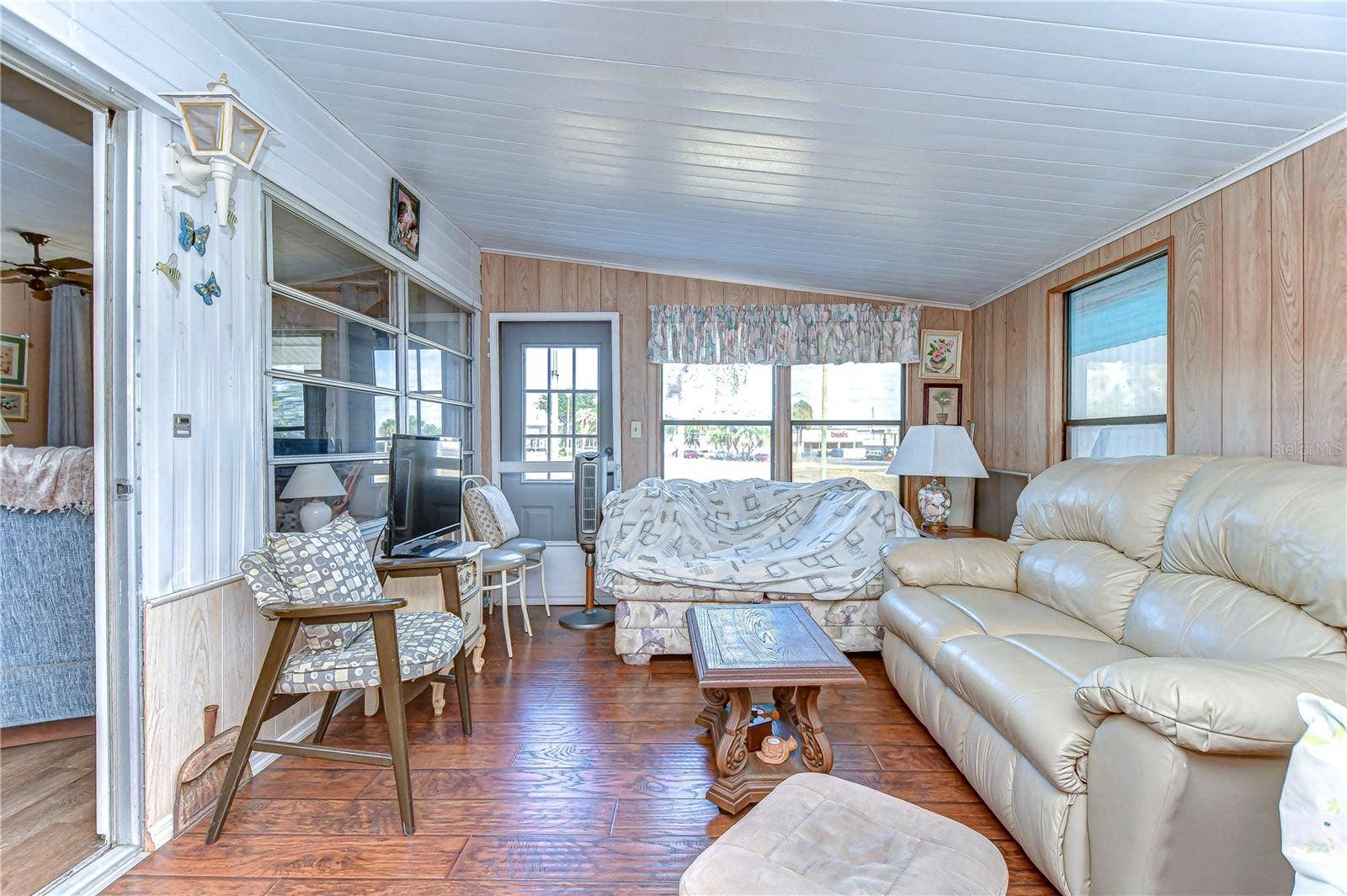 6046 HARRIET STREET, Zephyrhills, FL 33542