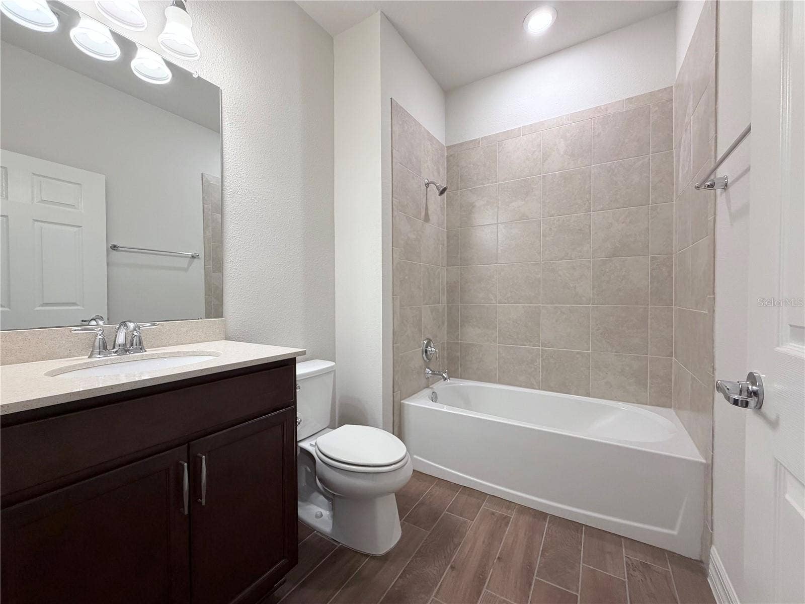 19420 SHIP WHEEL WAY, Land O Lakes, FL 34638 2nd Bathroom