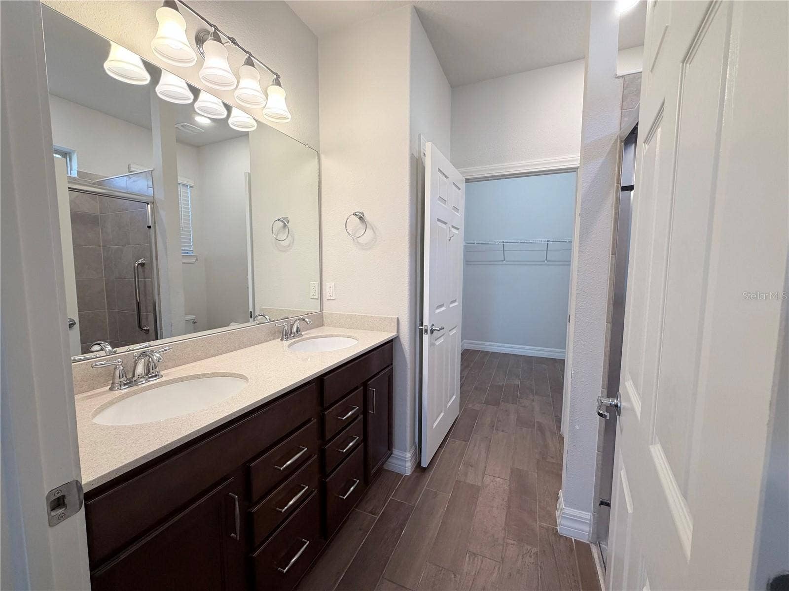 19420 SHIP WHEEL WAY, Land O Lakes, FL 34638 Primary Bath