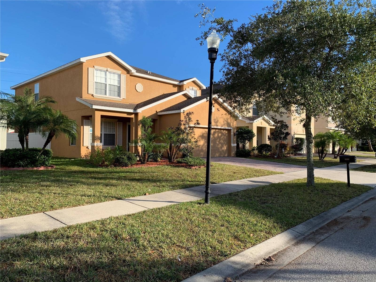 8810 CAMERON CREST DRIVE, Tampa, FL 33626