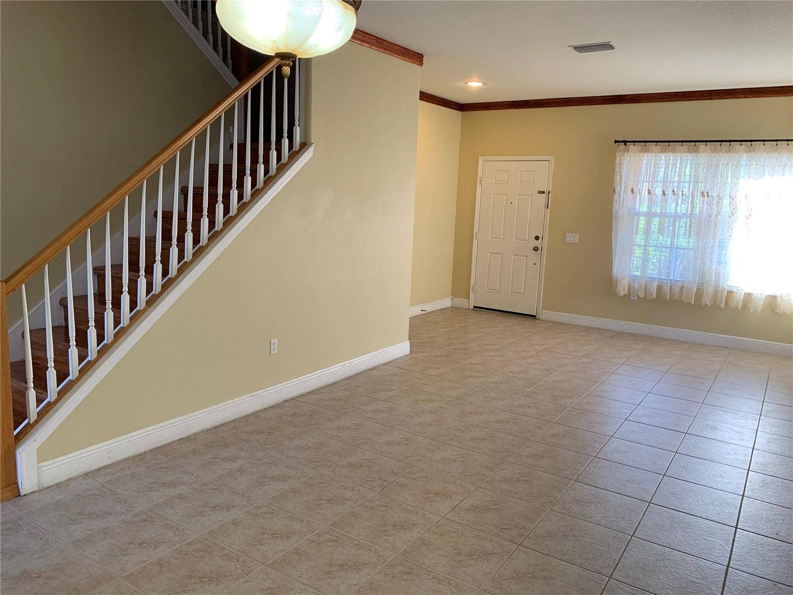 8810 CAMERON CREST DRIVE, Tampa, FL 33626
