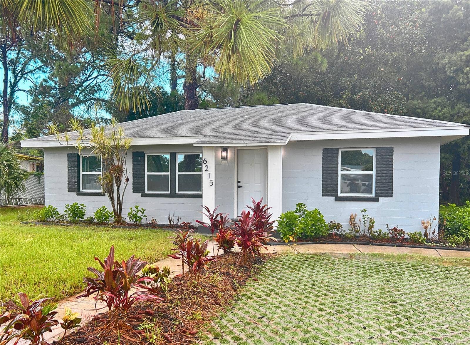 6215 58TH AVENUE N, St Petersburg, FL 33709