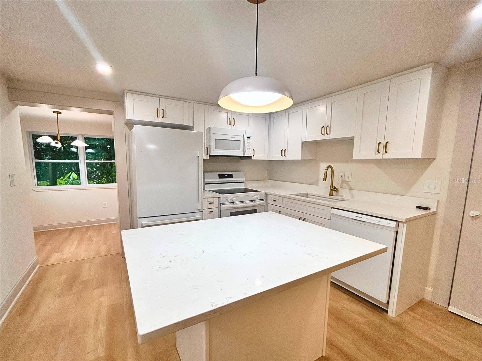 6215 58TH AVENUE N, St Petersburg, FL 33709