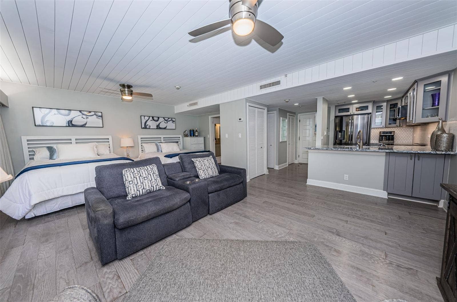 36750 US HIGHWAY 19 N, #3-209, Palm Harbor, FL 34683 36750 US HIGHWAY 19 N, #3-209, Palm Harbor, FL 34683