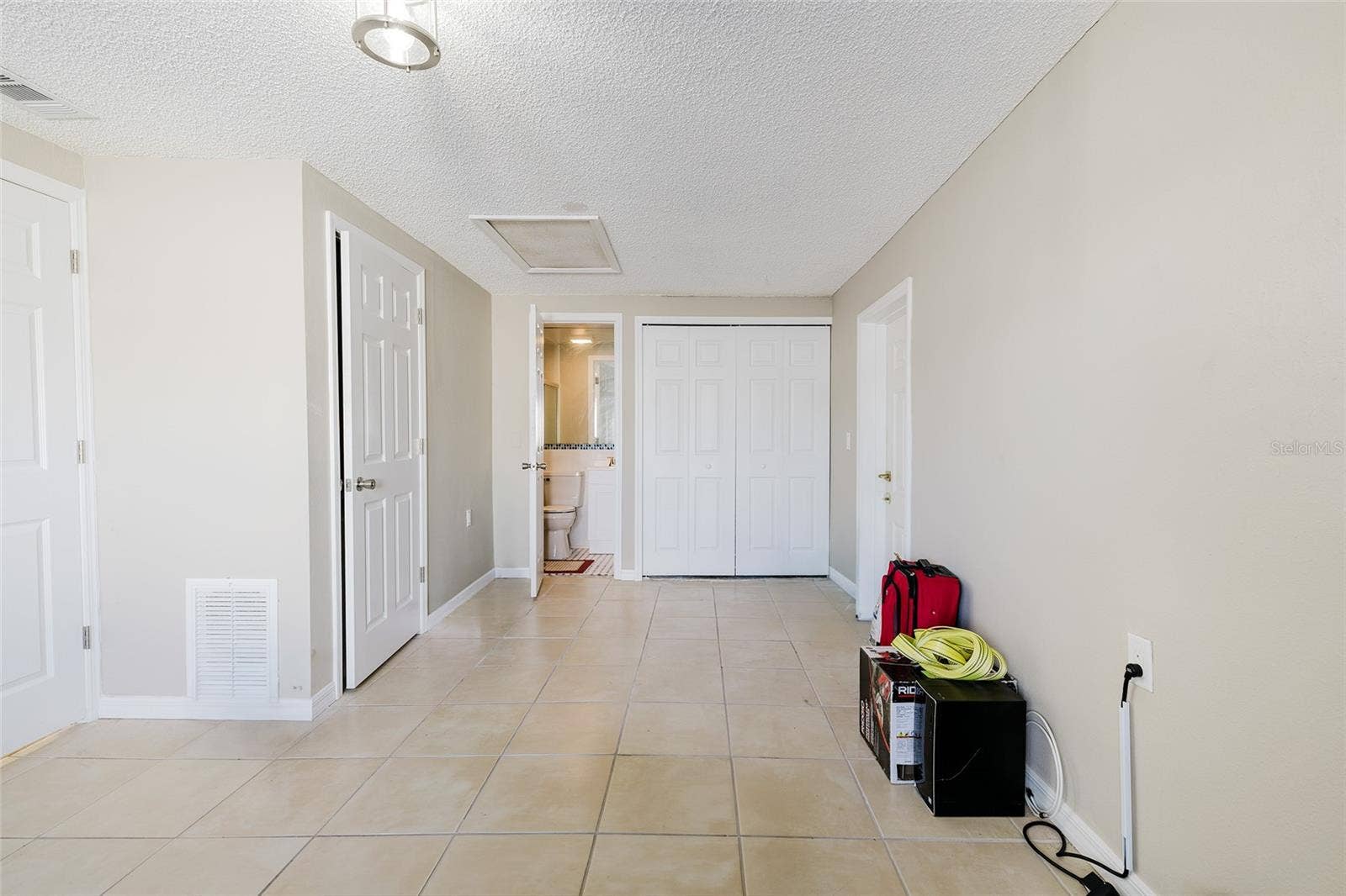 13637 LAGOON DRIVE, Hudson, FL 34667 13637 LAGOON DRIVE, Hudson, FL 34667