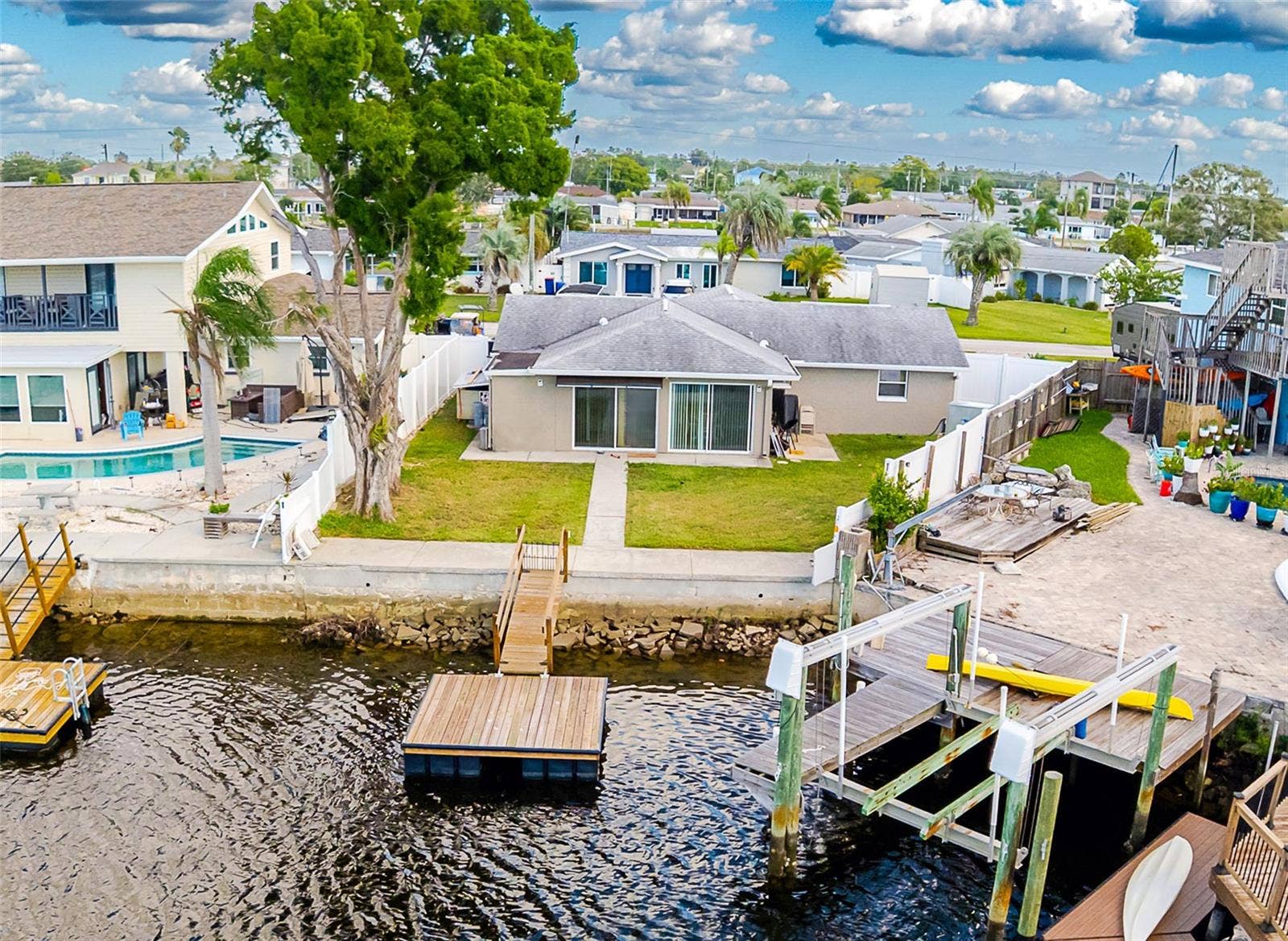 13637 LAGOON DRIVE, Hudson, FL 34667 13637 LAGOON DRIVE, Hudson, FL 34667