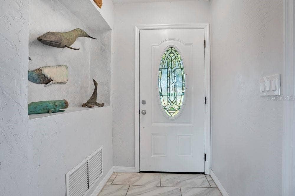 16 TARPON AVENUE, Ormond Beach, FL 32176 16 TARPON AVENUE, Ormond Beach, FL 32176