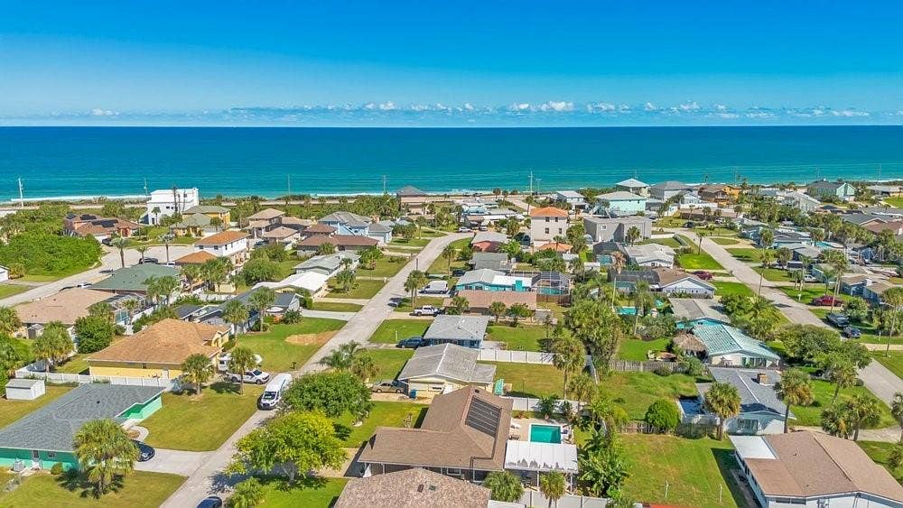 16 TARPON AVENUE, Ormond Beach, FL 32176 16 TARPON AVENUE, Ormond Beach, FL 32176