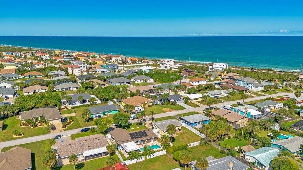 16 TARPON AVENUE, Ormond Beach, FL 32176 16 TARPON AVENUE, Ormond Beach, FL 32176