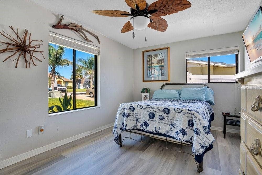 16 TARPON AVENUE, Ormond Beach, FL 32176 16 TARPON AVENUE, Ormond Beach, FL 32176